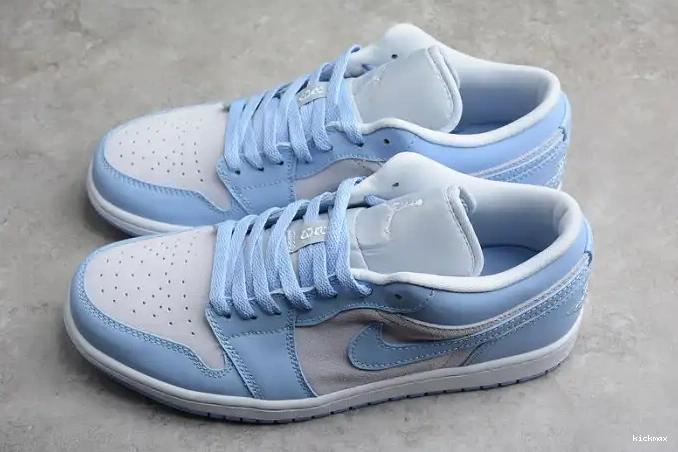 Cheap Jordan Blue (W) DC0774-050 1 Low University 0607